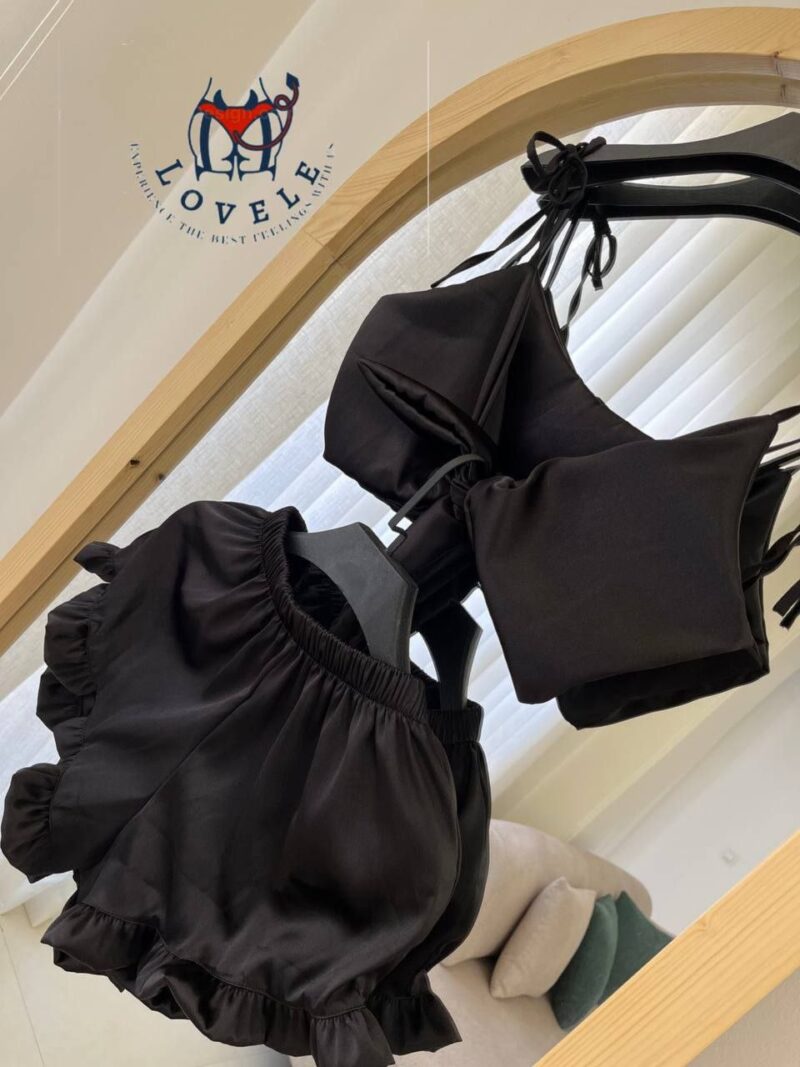عکس محصول زنگ مشکی ست لباس خواب فانتزی ساتن LOVELE-کد 8041
